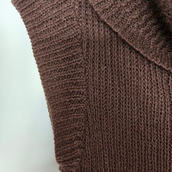 NWOT - Brown sleeveless sweater - Picture 4 of 9